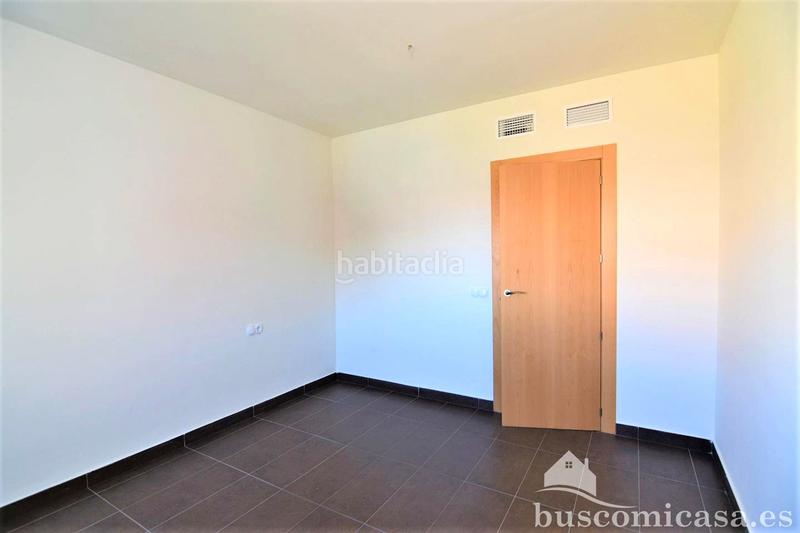 Foto 092418c8-7b75-4d64-bc22-532495c5d9de. Alquiler piso estupendo piso sin amueblar en Linarejos Linares