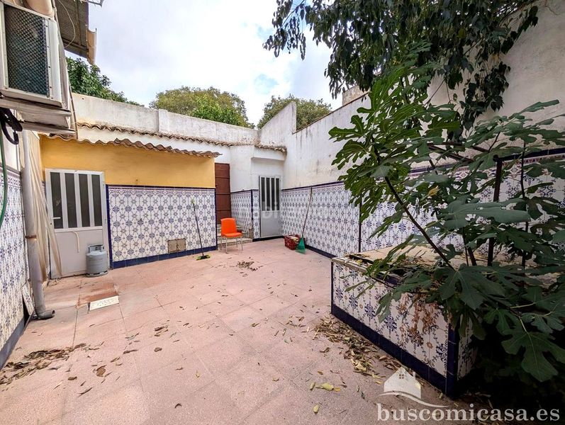 Foto bc9721ce-c490-4168-a3db-3f0dd78b50cf. Casa a La Zarzuela - San José - Belén Linares