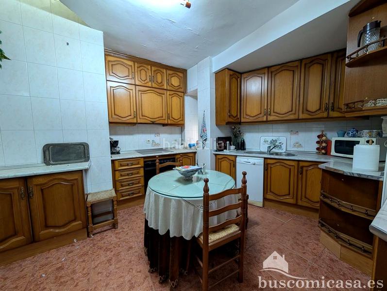 Foto 8a6dcb46-4d07-4ca0-b1dc-41b3989e0dd6. Casa  en calle martínez de úbeda. en Linarejos Linares