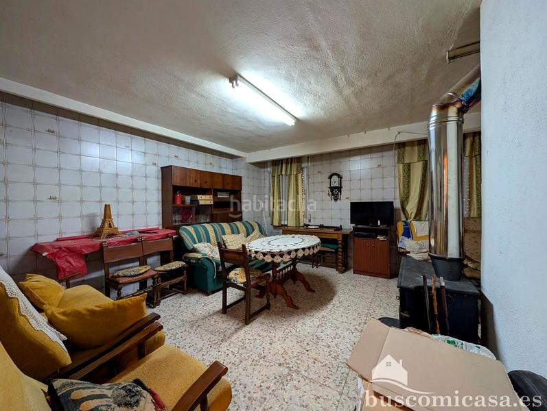 Foto b4a30a02-091a-4df9-8cf6-c494793aa6b5. Casa  en calle martínez de úbeda. en Linarejos Linares