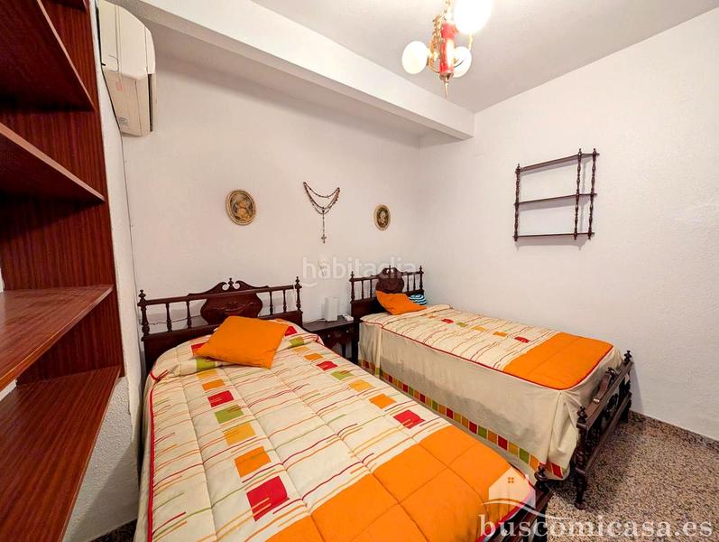 Foto c8d562cf-8079-4ffd-bc69-6188b0010241. Casa  en calle martínez de úbeda. en Linarejos Linares