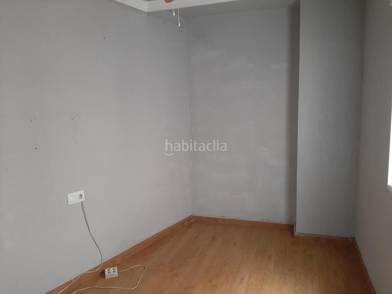 Foto 121b059f-c76d-4f53-930d-c3a0af642311. Flat in La Zubia Ciudad Zubia (La)