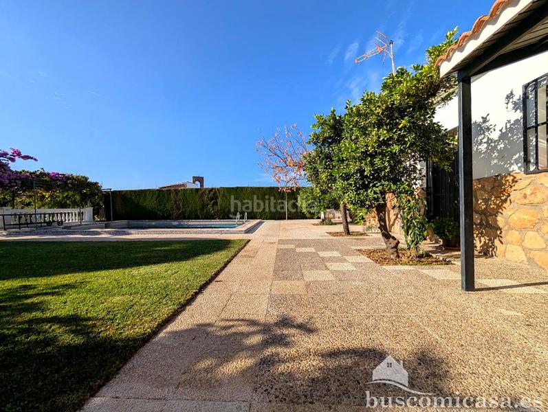 Foto 1b75abfc-230f-484e-9052-e066bd89deec. Country house with parking pool in San Roque - La Cruz - La Rozuela Linares