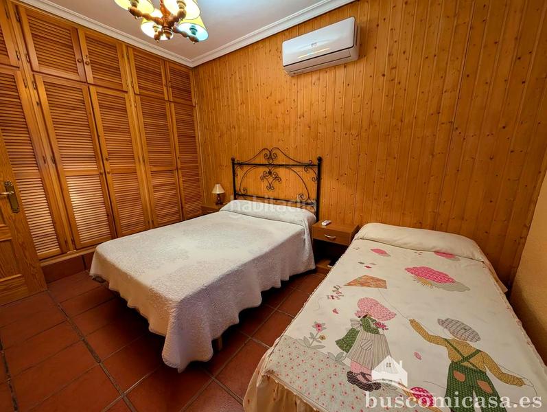 Foto fcf19eda-910c-4d72-83c8-f5b48bdc3bbf. Country house with parking pool in San Roque - La Cruz - La Rozuela Linares