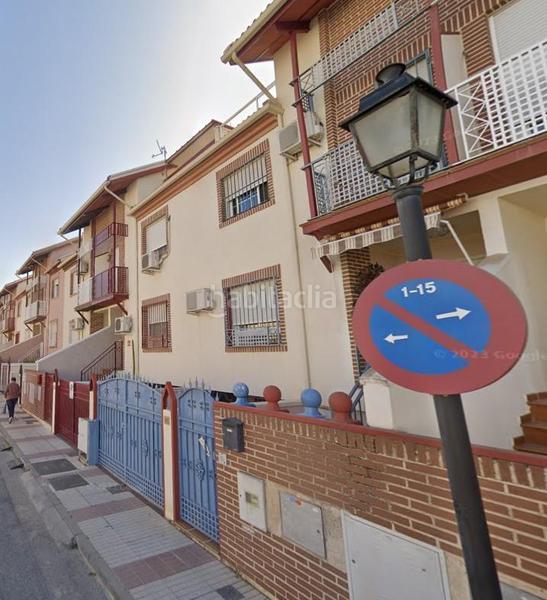 Foto 23563cbc-c4a7-4001-9fd9-5b0414c2c6ed. Casa amb aparcament a Atarfe