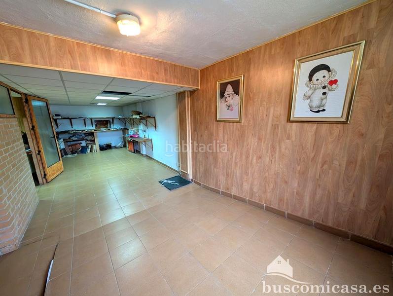 Foto 42f11c4c-0e8e-4f30-af5d-a5330bd549f1. Haus mit heizung parking in Zona Hospital Linares