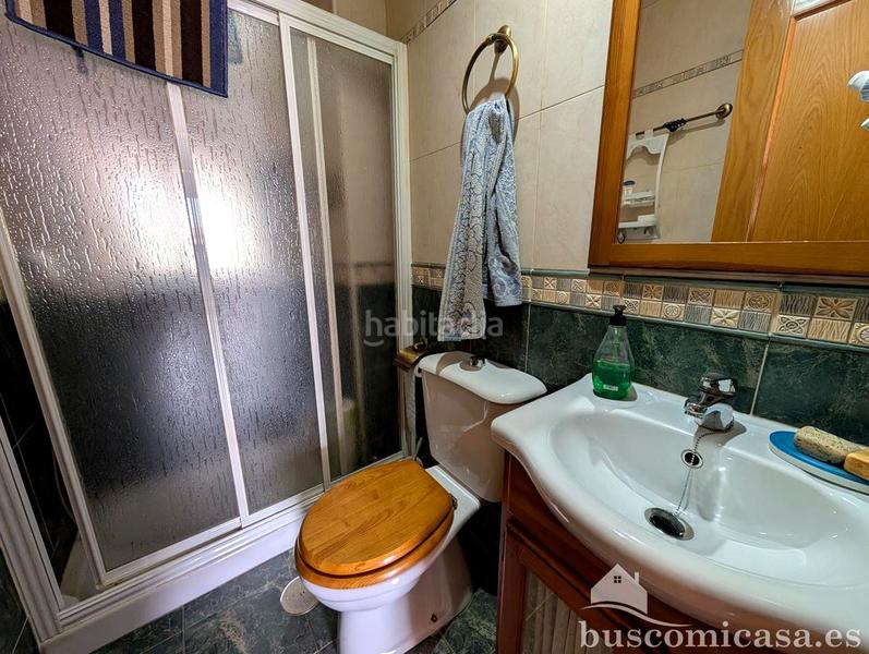 Foto 50adf45f-57d5-4642-8150-71b3bd1f960b. Haus mit heizung parking in Zona Hospital Linares