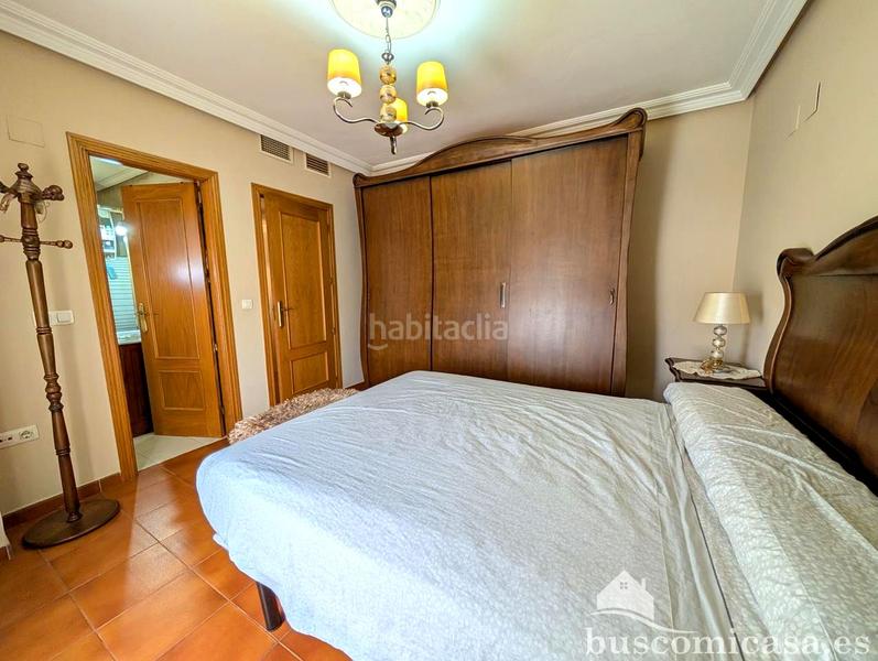 Foto 51841167-e151-4d5d-8b94-6da7ad7cb407. Haus mit heizung parking in Zona Hospital Linares