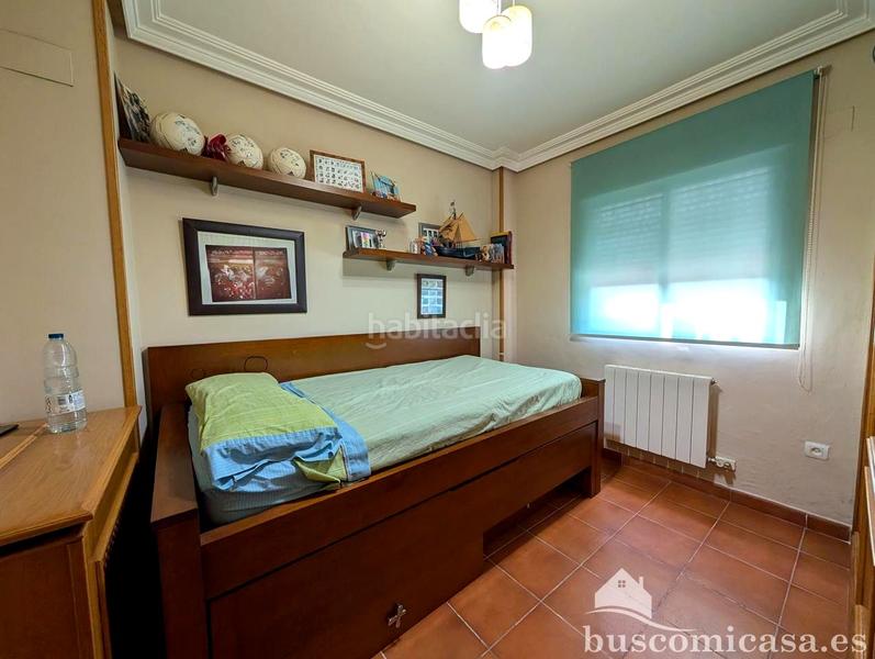 Foto d7d57914-93de-4dfd-97e3-c13525b43a2a. Haus mit heizung parking in Zona Hospital Linares