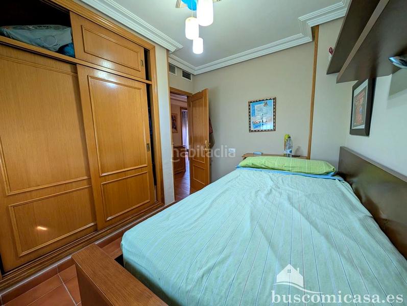 Foto e7e4fb1f-fb4b-4c24-82c7-838954a144cc. Haus mit heizung parking in Zona Hospital Linares