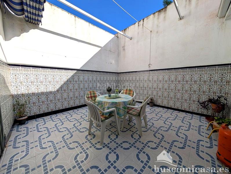 Foto 4dd856db-51bf-4956-bb6c-ec5865b30471. Haus mit heizung parking in Zona Hospital Linares