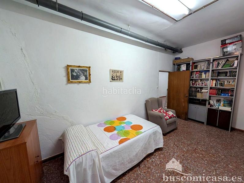 Foto 695c8629-80e1-4781-8db8-1f214616c114. Haus mit heizung parking in Zona Hospital Linares