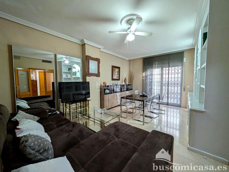 Foto f1b20a86-7d3b-4999-85bc-973a065a3b78. Haus mit heizung parking in Zona Hospital Linares