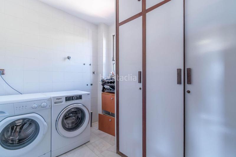 Foto 1df4e1e4-e65e-4cfc-a529-f4605179b363. Haus mit heizung parking pool in Albolote