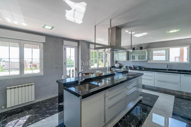 Foto 95f1c1eb-79ba-46c9-afc3-e72bef0d1259. Haus mit heizung parking pool in Albolote