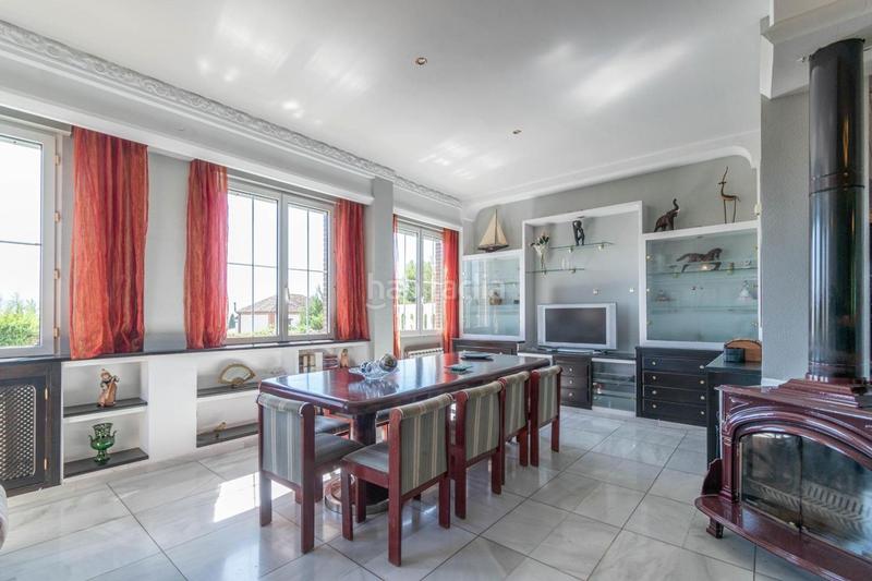 Foto d750f20a-84b3-4322-a81b-1aa03432add9. Haus mit heizung parking pool in Albolote