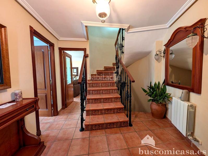 Foto 0b5f2326-14a8-4b35-919f-21356d04465c. Casa fantástica casa en calle acebuche. en Zona Hospital Linares