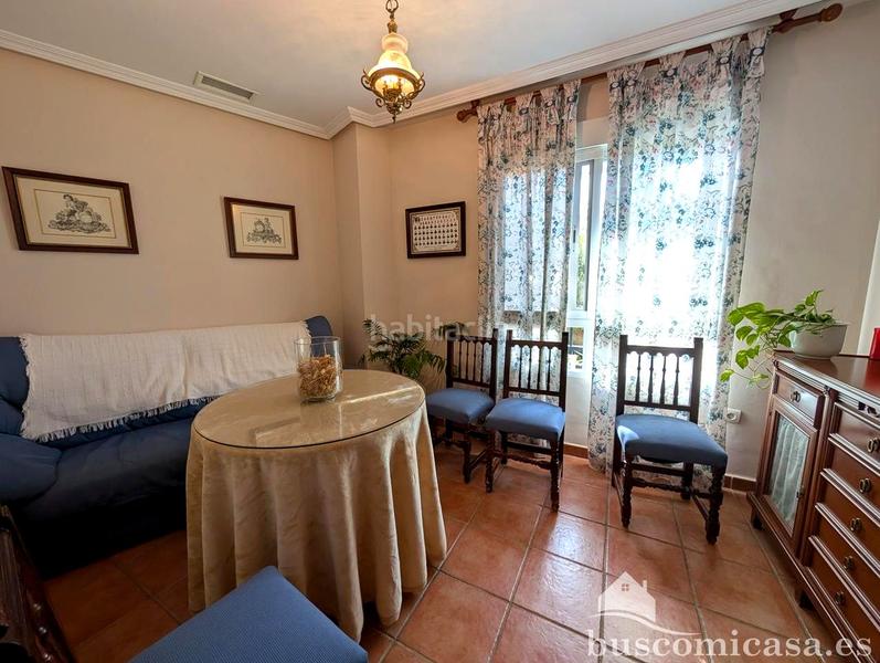 Foto 0ec85f74-19b3-4e92-9eb3-7ab7ddebce9c. Casa fantástica casa en calle acebuche. en Zona Hospital Linares