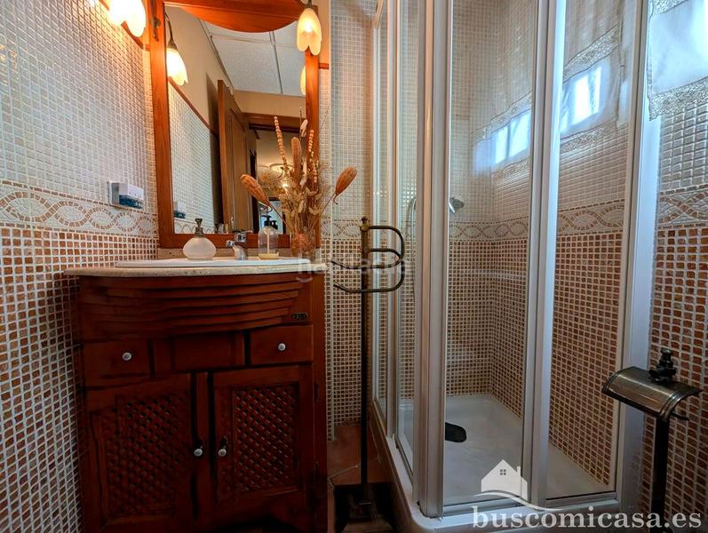 Foto 4837b05e-e2bf-4781-8efb-553aea9b02b2. Casa fantástica casa en calle acebuche. en Zona Hospital Linares