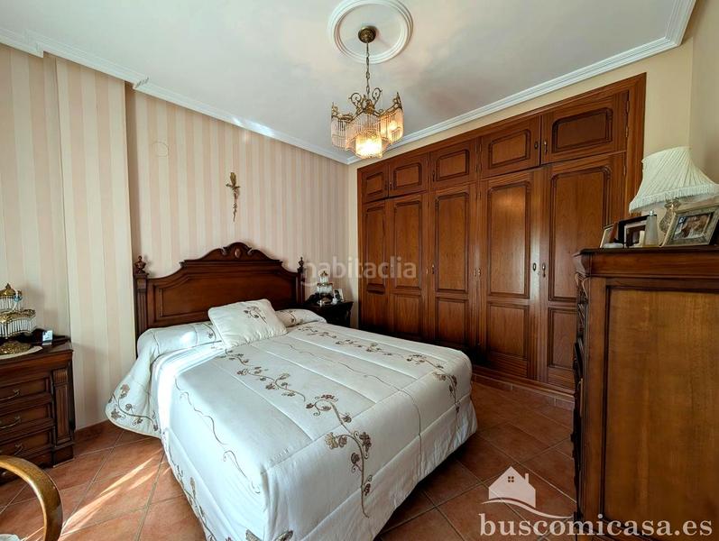 Foto 97170bd5-2b9b-4e19-9b85-02e4412b920b. Casa fantástica casa en calle acebuche. en Zona Hospital Linares