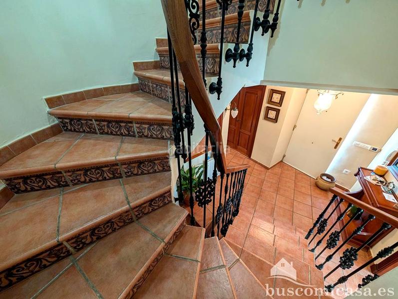 Foto f3899ccc-b010-4be2-99cc-06d3bc4fcf49. Casa fantástica casa en calle acebuche. en Zona Hospital Linares