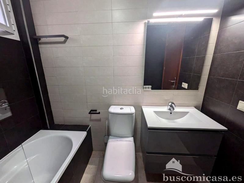 Foto 6d730a64-fd32-40c1-835b-a75d99199172. Alquiler piso bonito piso reformado con terraza en Linares