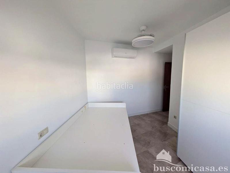 Foto e0ee2a71-6a12-4d93-87bd-f7b3b7402499. Alquiler piso bonito piso reformado con terraza en Linares