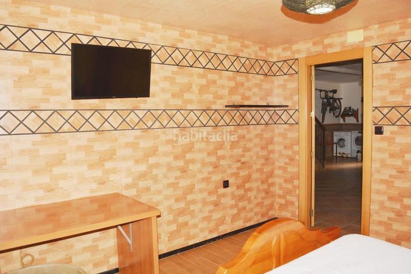 Foto 68a004d7-0b7b-4e7b-82ee-609b5516e196. Maison avec parking dans Híjar Gabias (Las)