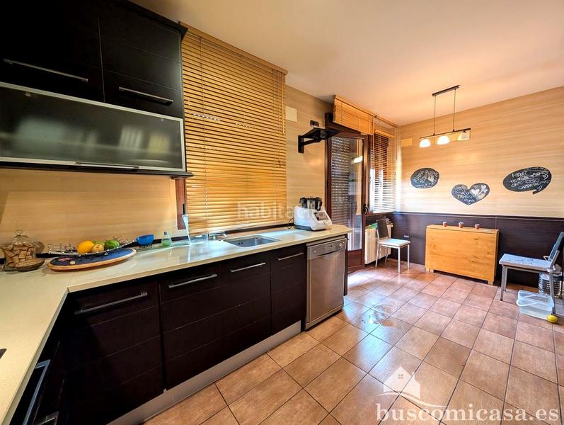 Foto ae6b3999-4d84-4cff-8469-4b25e5e227cf. House with heating parking in La Paz - Las Américas Linares