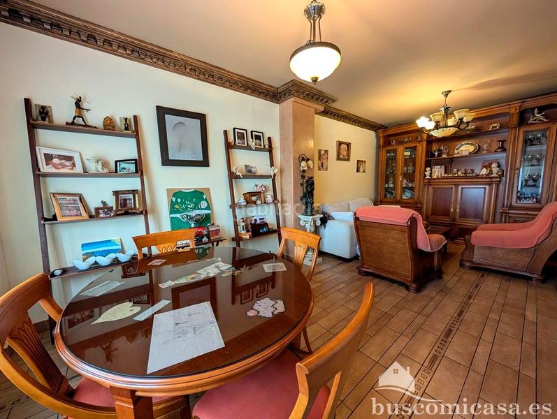 Foto f94213e2-9a25-479b-a242-952074085ff4. House with heating parking in La Paz - Las Américas Linares