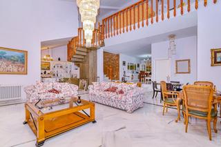 Casa  Mulhacén. Chalet de ensueño en la zubia