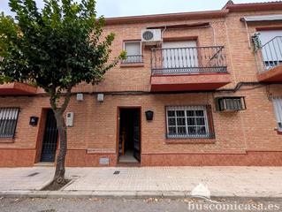 Casa  Plutonio. Oportunidad!! casa en la colonia del sol.