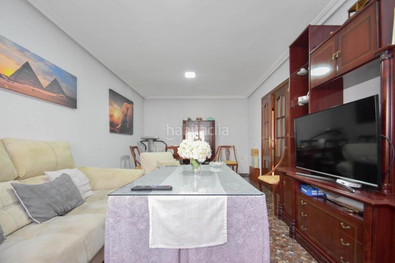 Foto 519396be-e85c-43cb-adae-a76c87e970b5. Casa adossada a Peligros