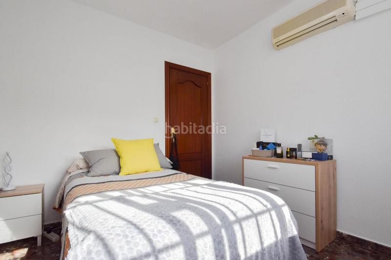 Foto 8adc539c-3b1f-4443-891e-535e9a6a6eb6. Casa adossada a Peligros