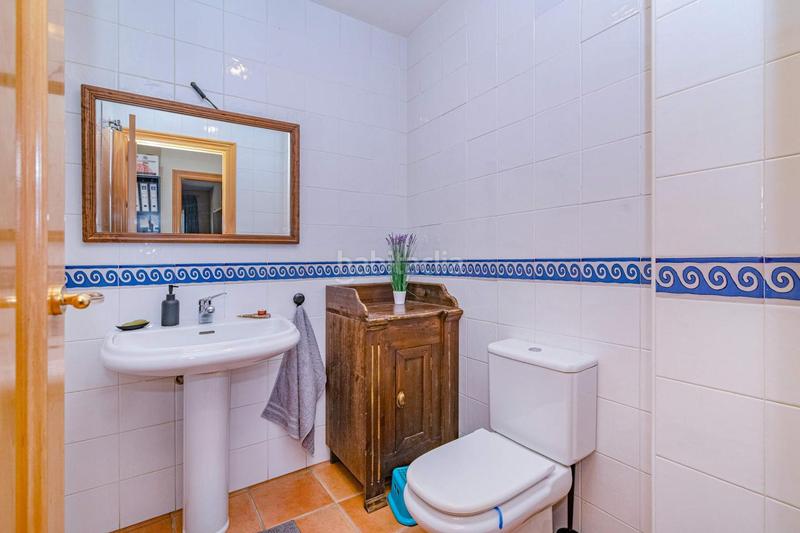 Foto b9c8d758-26a7-46b0-b25c-cd7304837d31. House with heating parking in Altos de la Zubia Zubia (La)