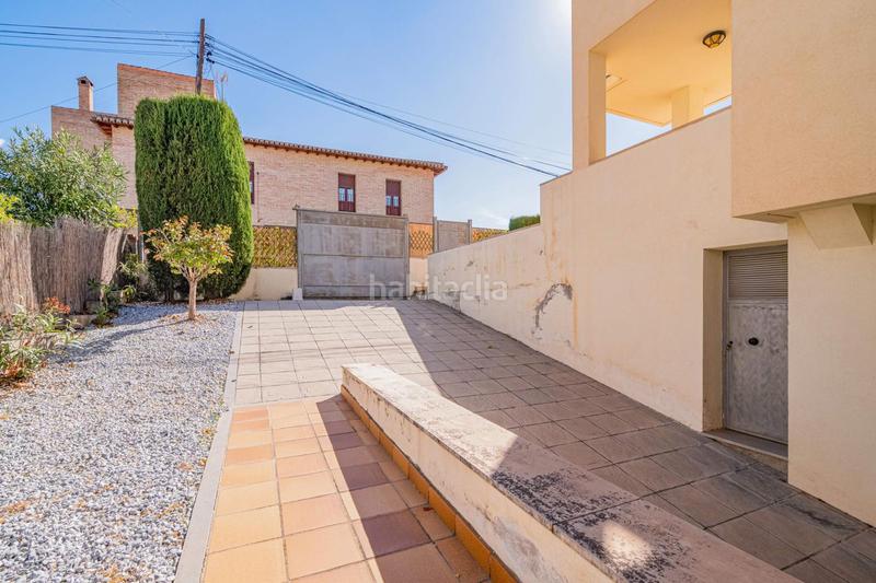 Foto f287bca7-8ed7-4d9c-a3ed-e4b12f01abce. House with heating parking in Altos de la Zubia Zubia (La)