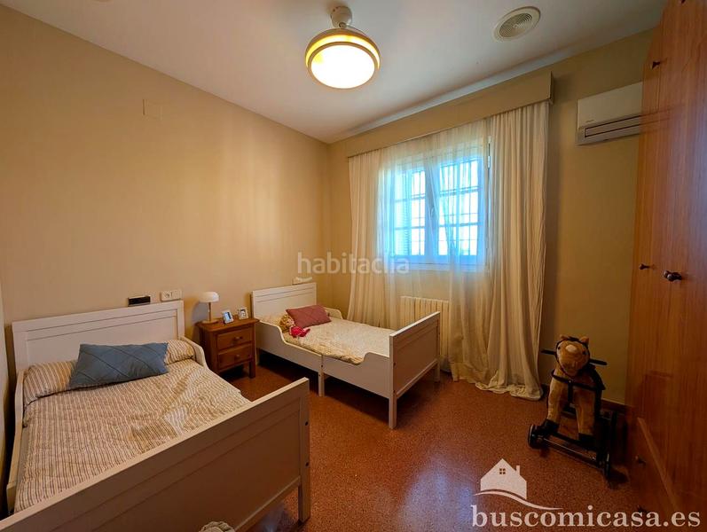 Foto 43a6dcc6-e8fb-4560-9e53-56781f4cd54e. Haus mit heizung parking pool in Centro ciudad Linares