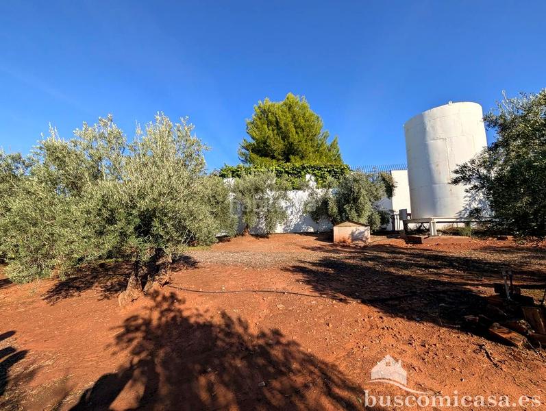 Foto 88716677-aa1e-4b18-9234-a91e6e5fec55. Haus mit heizung parking pool in Centro ciudad Linares