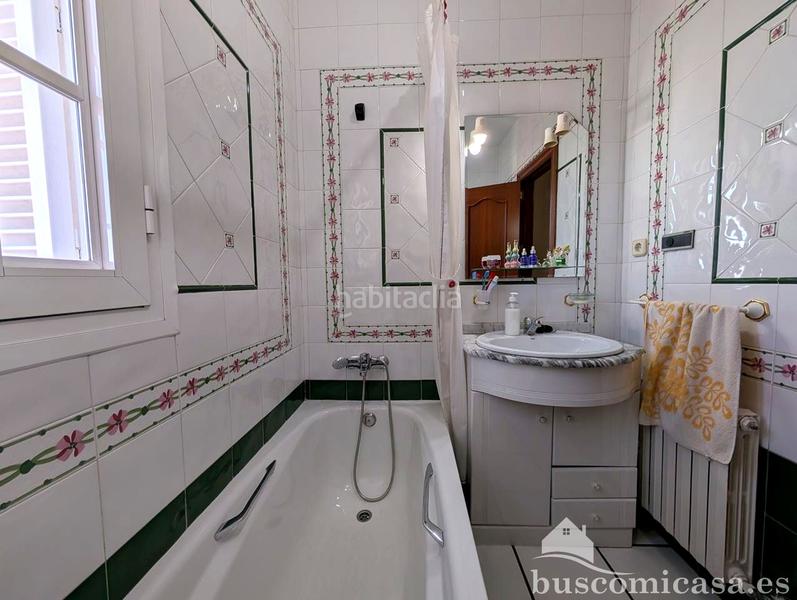 Foto bbd707df-dad7-4593-a459-618a7334cdbf. Haus mit heizung parking pool in Centro ciudad Linares