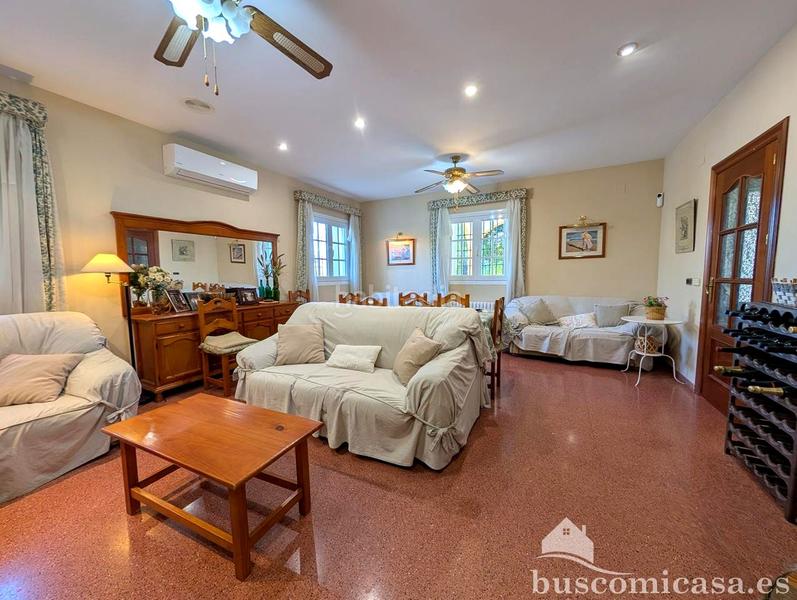 Foto c33ce782-bd52-48f6-8530-223756732e8a. Haus mit heizung parking pool in Centro ciudad Linares