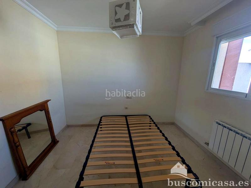 Foto b595f2af-c7fa-4ee9-ac11-d1b739a36e0d. Affitto appartamento con parcheggio in Zona Hospital Linares