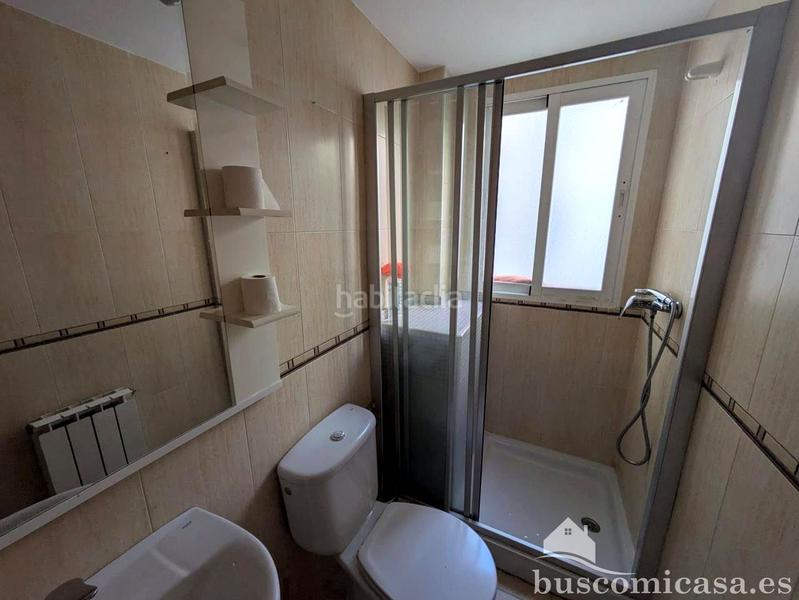 Foto c60f4a38-fc7f-48b0-a44f-fbf1be9bd23c. Alquiler piso estupendo duplex con garaje en Zona Hospital Linares