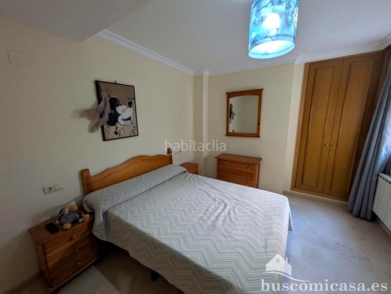 Foto f415633b-e82f-4627-9859-7e8c98f7f0cb. Alquiler piso estupendo duplex con garaje en Zona Hospital Linares