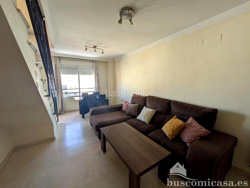 Foto 11516b7f-bf63-4ee1-90fd-e7fcdc16549f. Rent flat with parking in Zona Hospital Linares