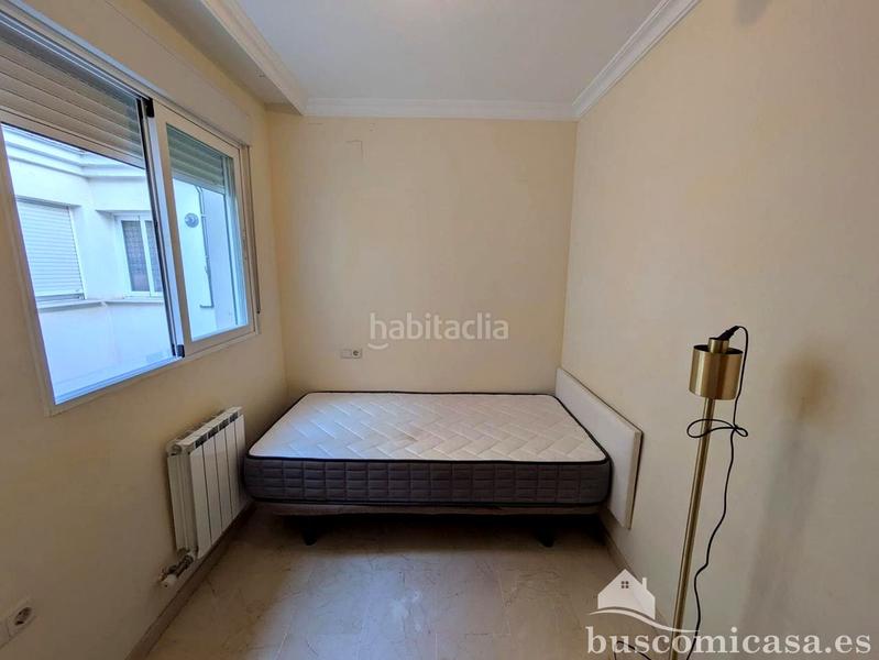 Foto 9db7410d-69d2-4087-9467-0eda6b3273e9. Rent flat with parking in Zona Hospital Linares