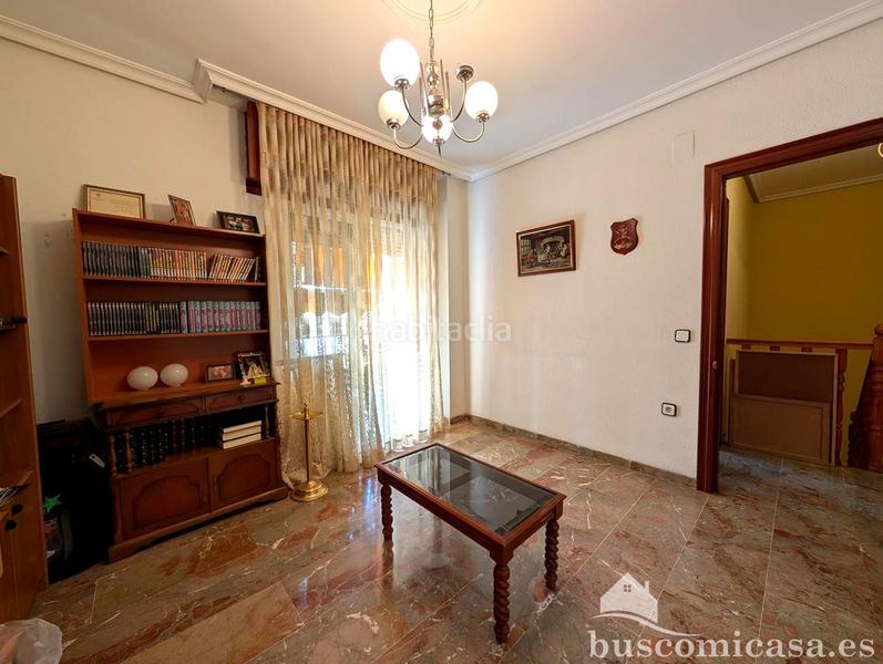 Foto c3588a34-ce8d-4a61-8afe-1f18dede0b5a. Maison dans Linarejos Linares