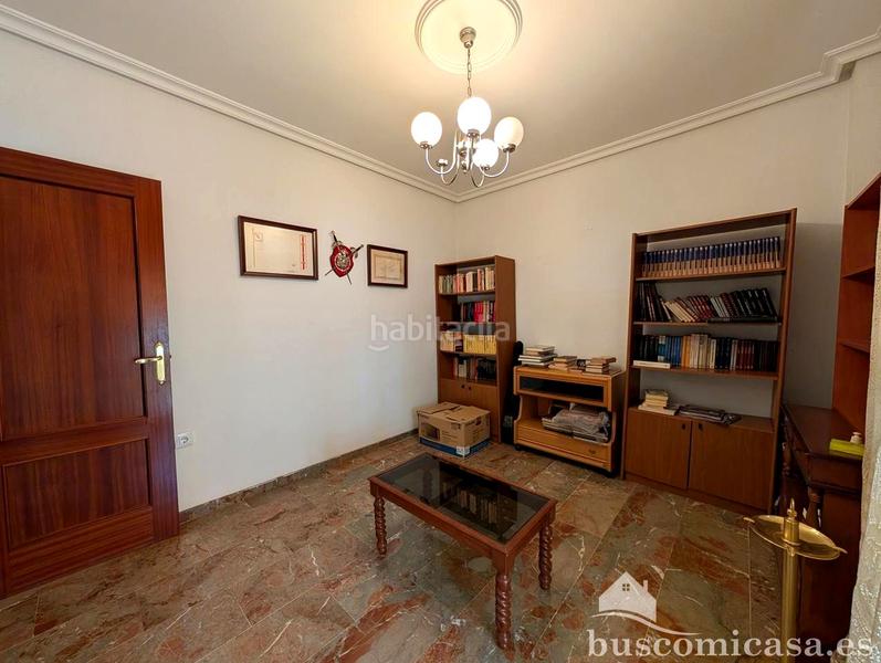 Foto d38c1f0c-8e1d-4308-973a-3718edeac293. Maison dans Linarejos Linares