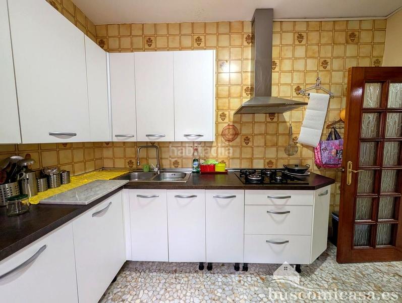 Foto 082b379a-7760-4476-95f5-56818fa0cf23. Haus mit parking in Centro ciudad Linares