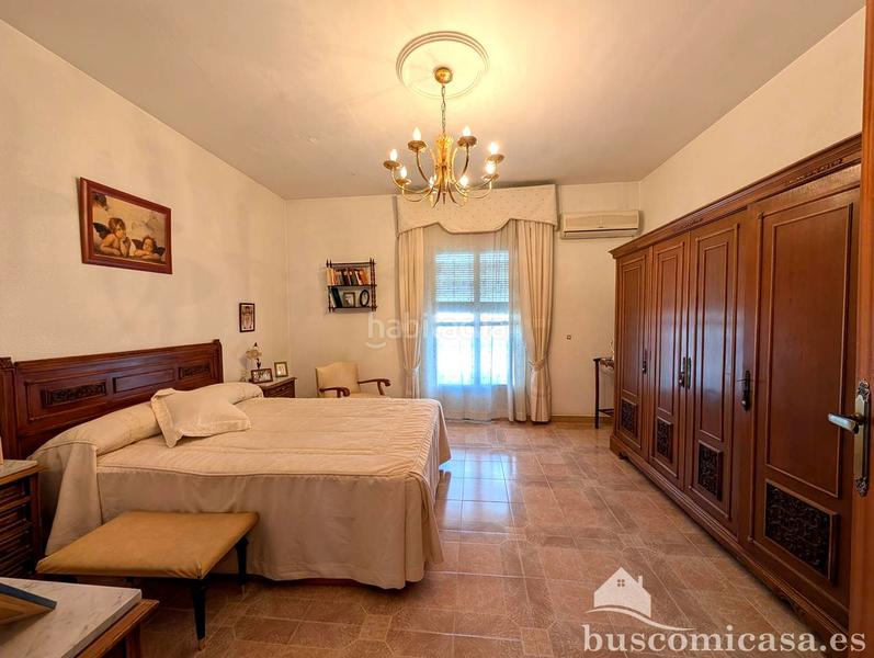 Foto 4ba760ad-9453-4b53-8b88-050db911436f. Haus mit parking in Centro ciudad Linares