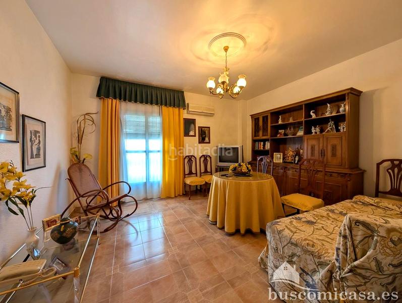 Foto 4e44b8a9-0fbf-4a38-ad3c-db1a4dfeedc6. Haus mit parking in Centro ciudad Linares